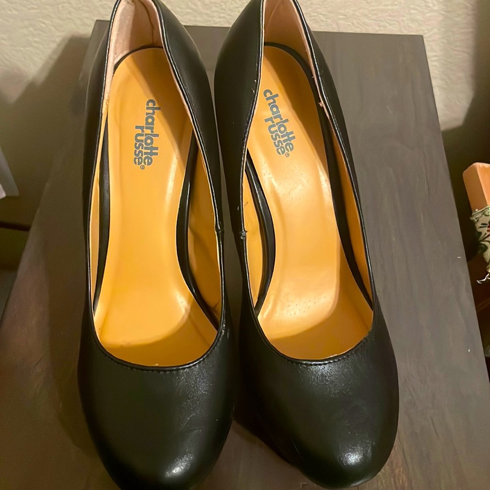 Black platform heel
